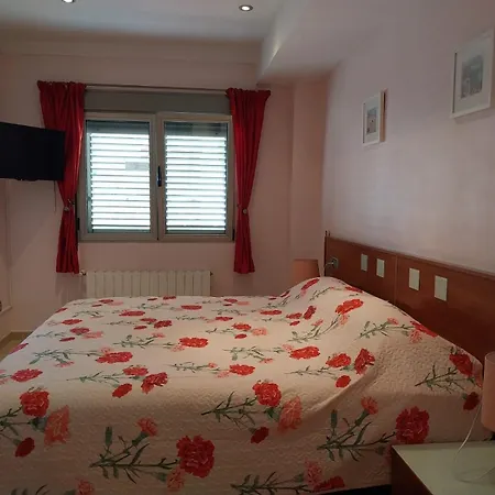 Fully Airconditioned Costa Blanca Pool House With Superb Views Over The Orba Valley, Sleeps 12 ヴィラ *